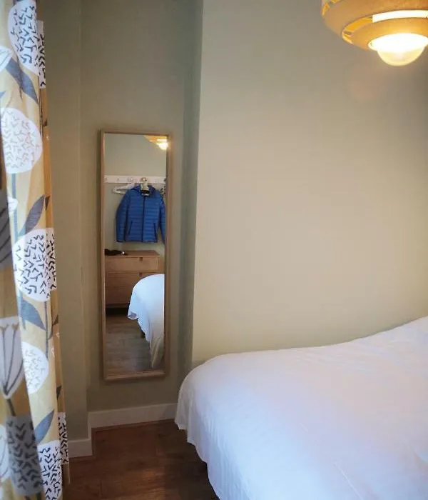Kings Cross Apartments-1