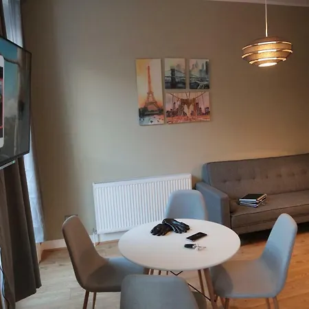 Kings Cross Apartments-3